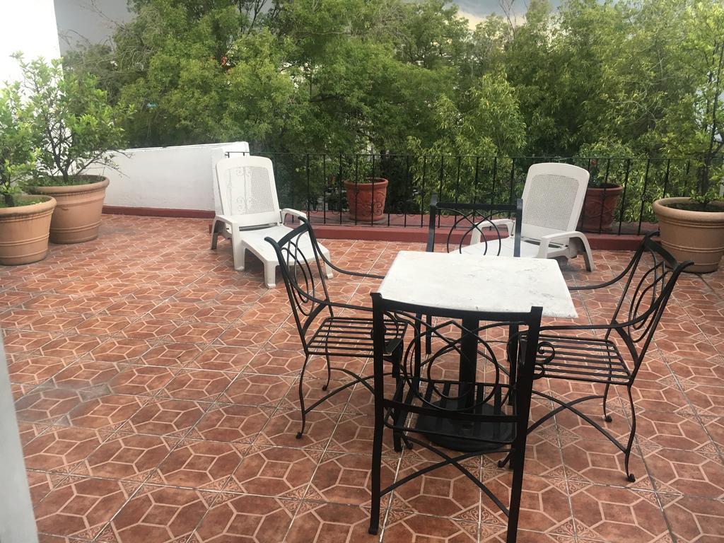 Отель Casa De La Condesa Мехико Номер фото